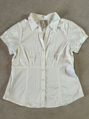 Banana Republic White Short Sleeve Button-Down Shirt